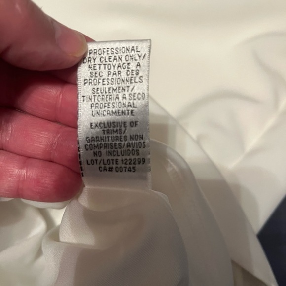 Kay Unger New York Ivory Off the Shoulder Dress Size 4 - Picture 4 of 10